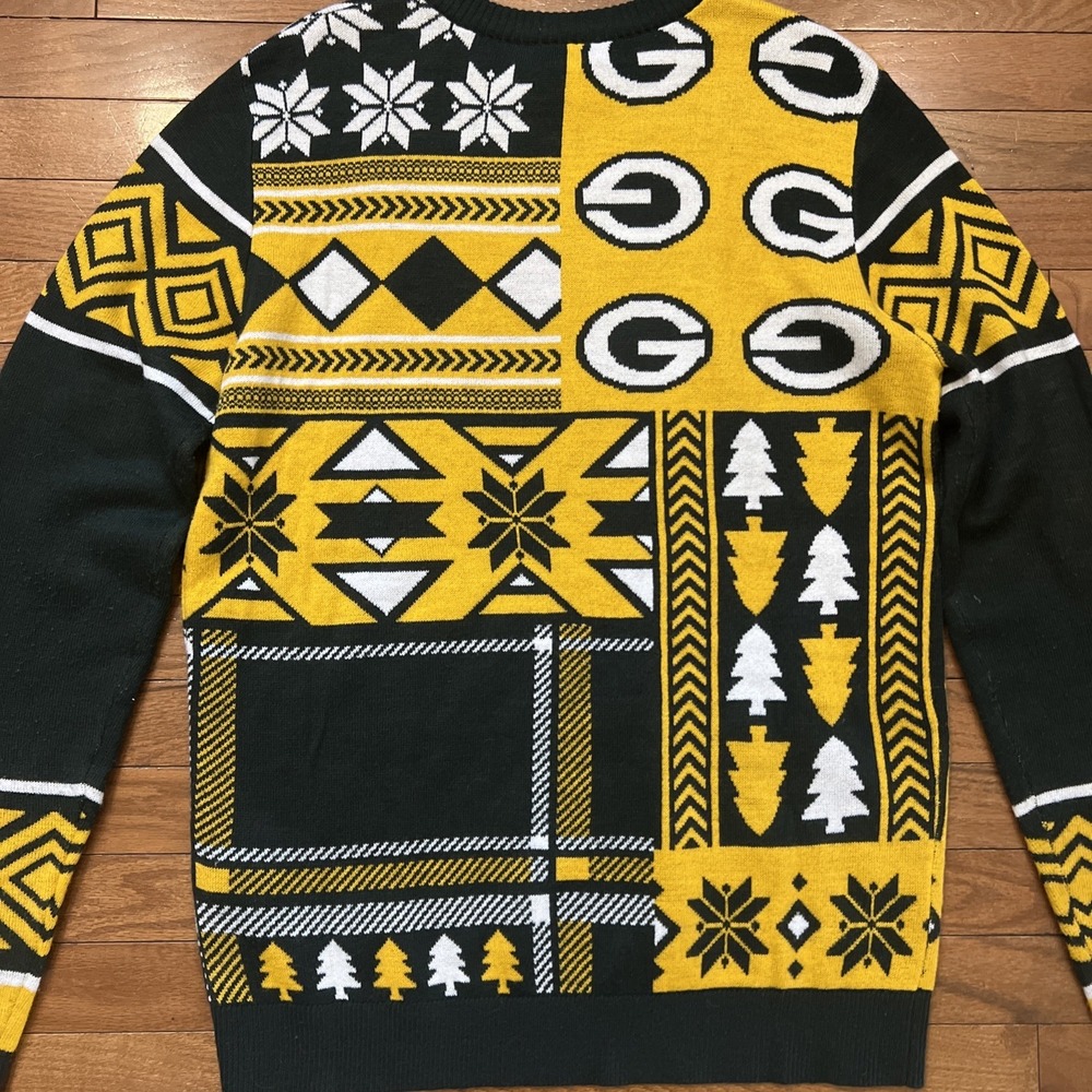 Green Bay Packers Ugly Christmas Sweater Unisex M NFL Team Apparel Holiday Knit - Picture 9 of 10